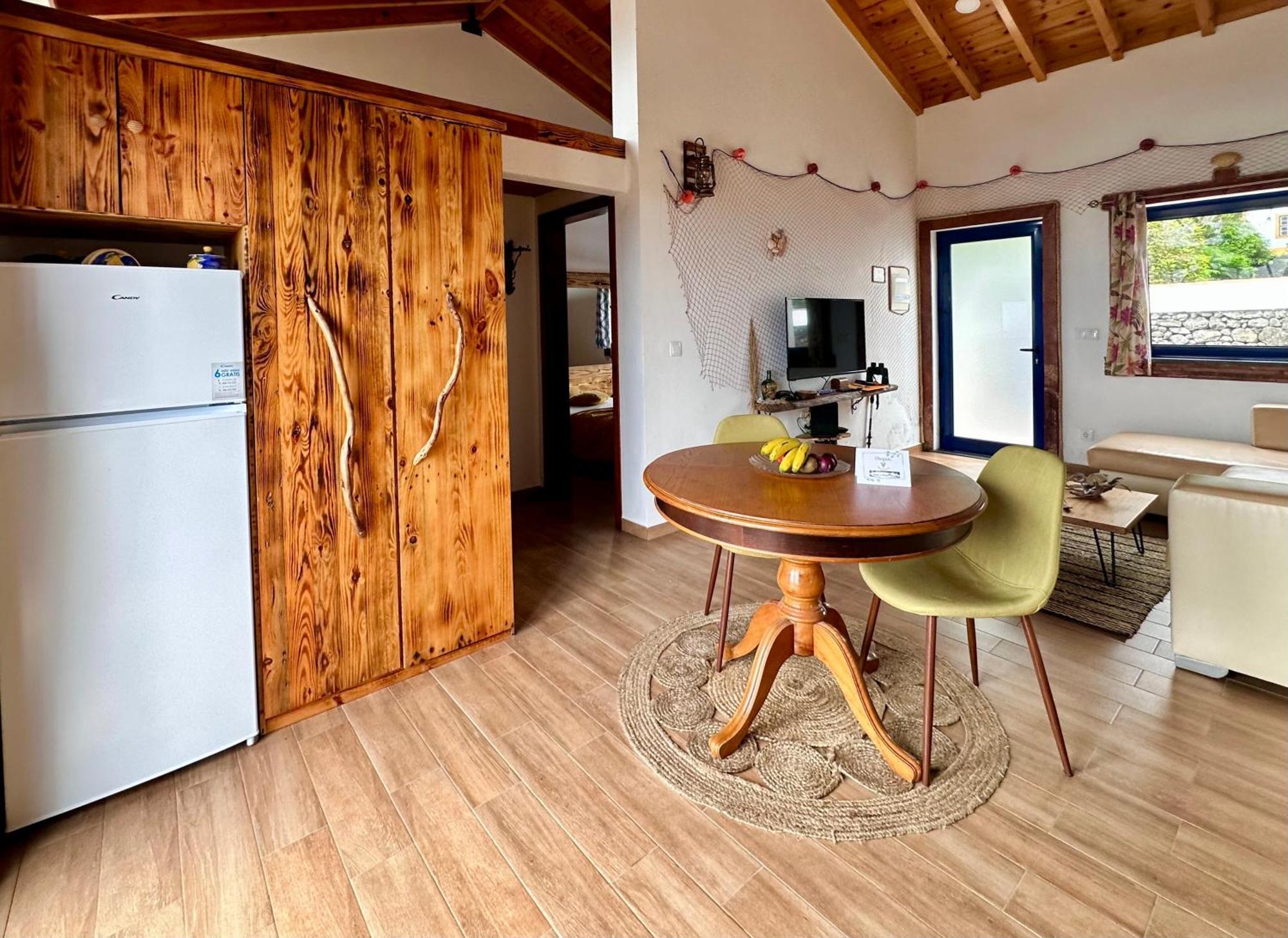 Villa Flora E Fauna House à Biscoitos  Extérieur photo