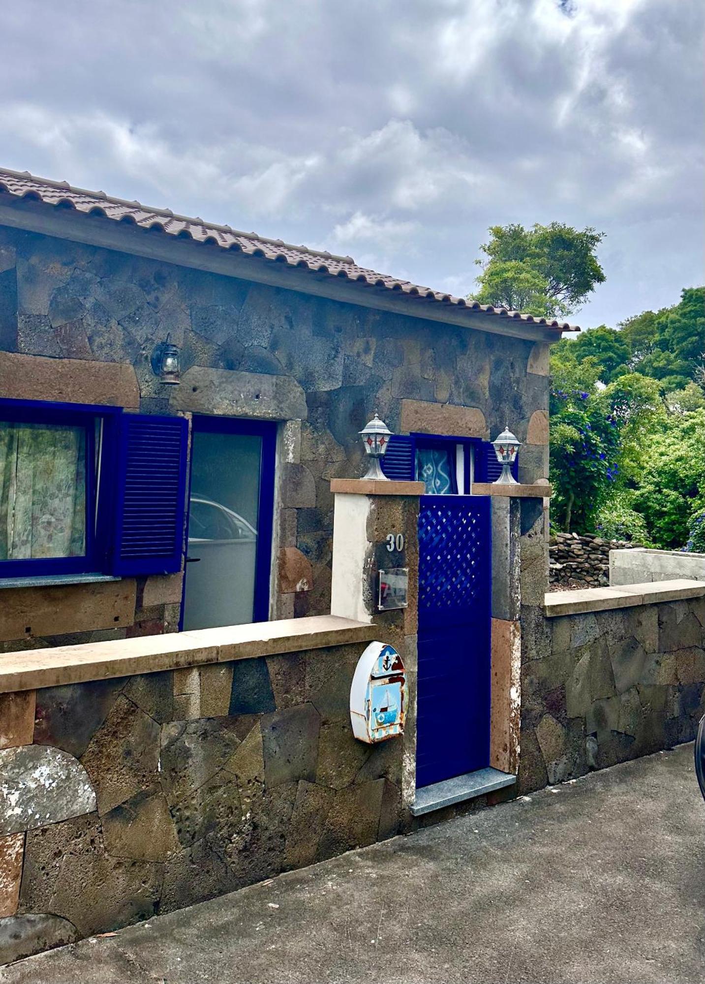 Villa Flora E Fauna House à Biscoitos  Extérieur photo